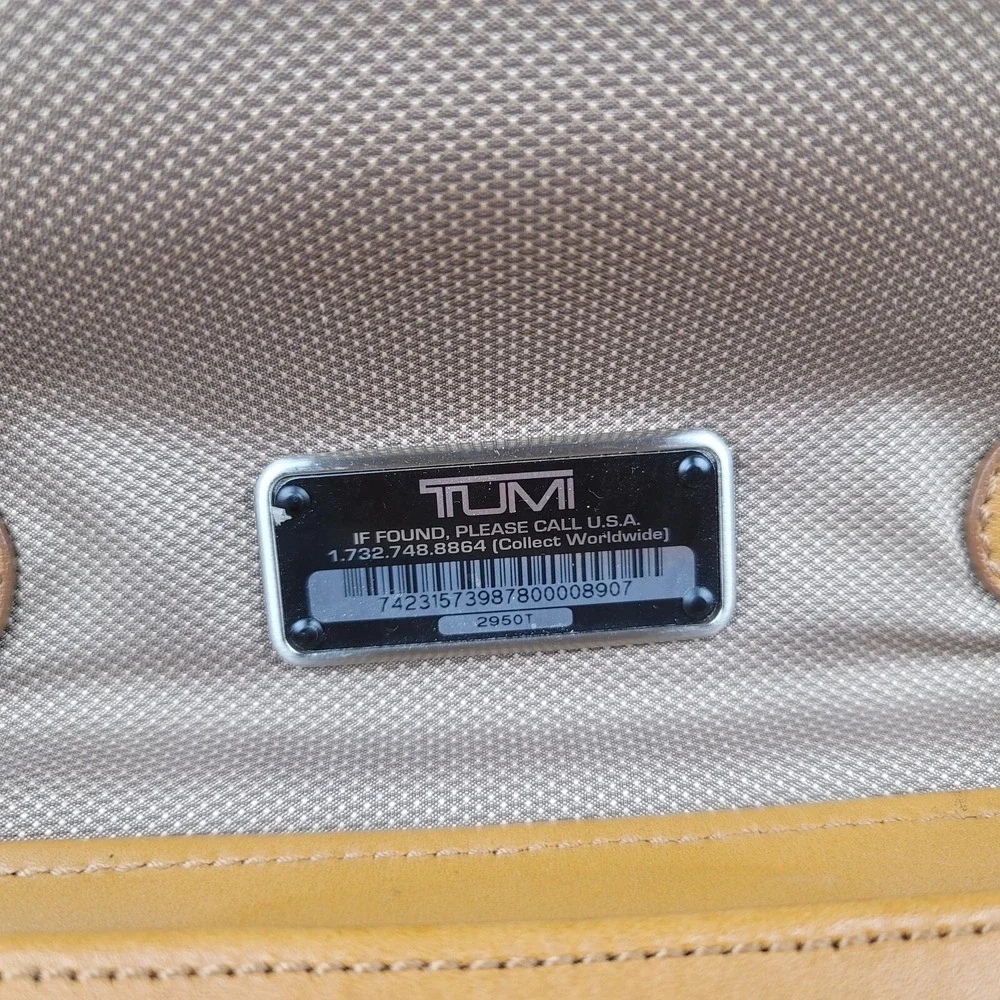 Tumi 2950 Formula T Coupe Slim Brief Case Top-loading Leather